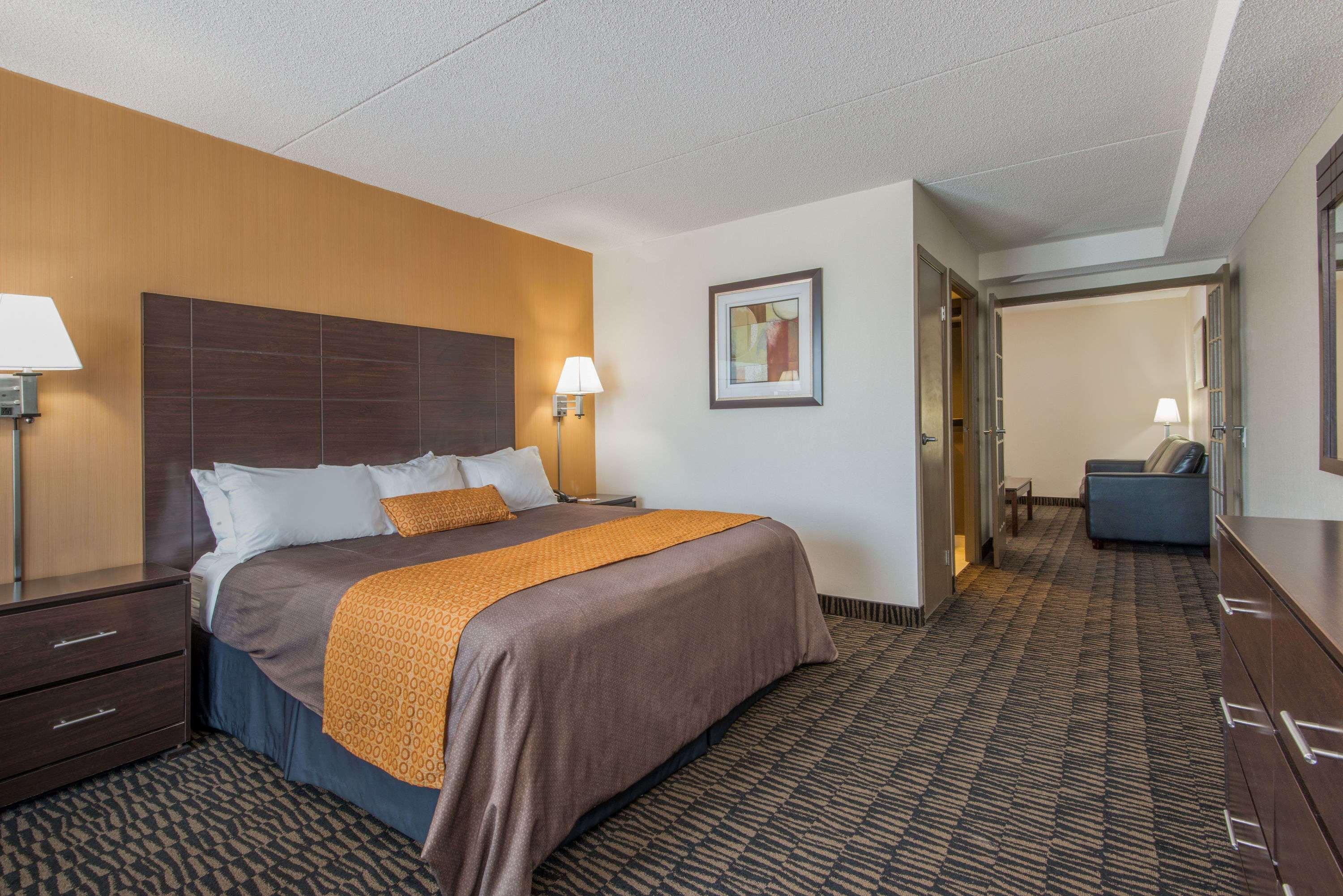 Ramada Plaza By Wyndham Niagara Falls Ngoại thất bức ảnh