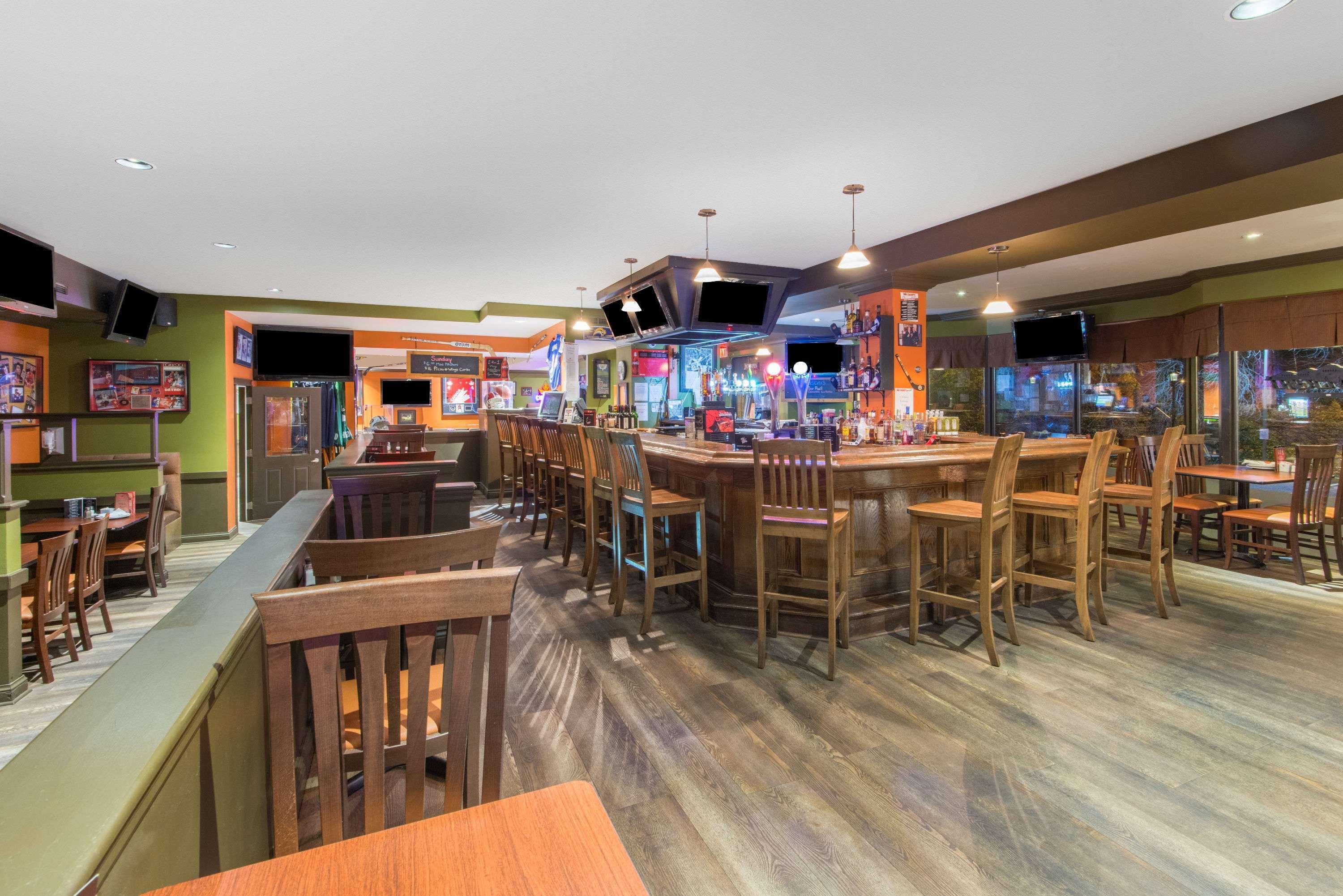 Ramada Plaza By Wyndham Niagara Falls Ngoại thất bức ảnh