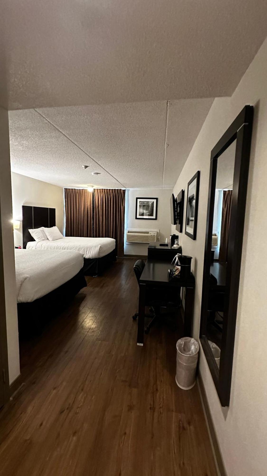 Ramada Plaza By Wyndham Niagara Falls Ngoại thất bức ảnh