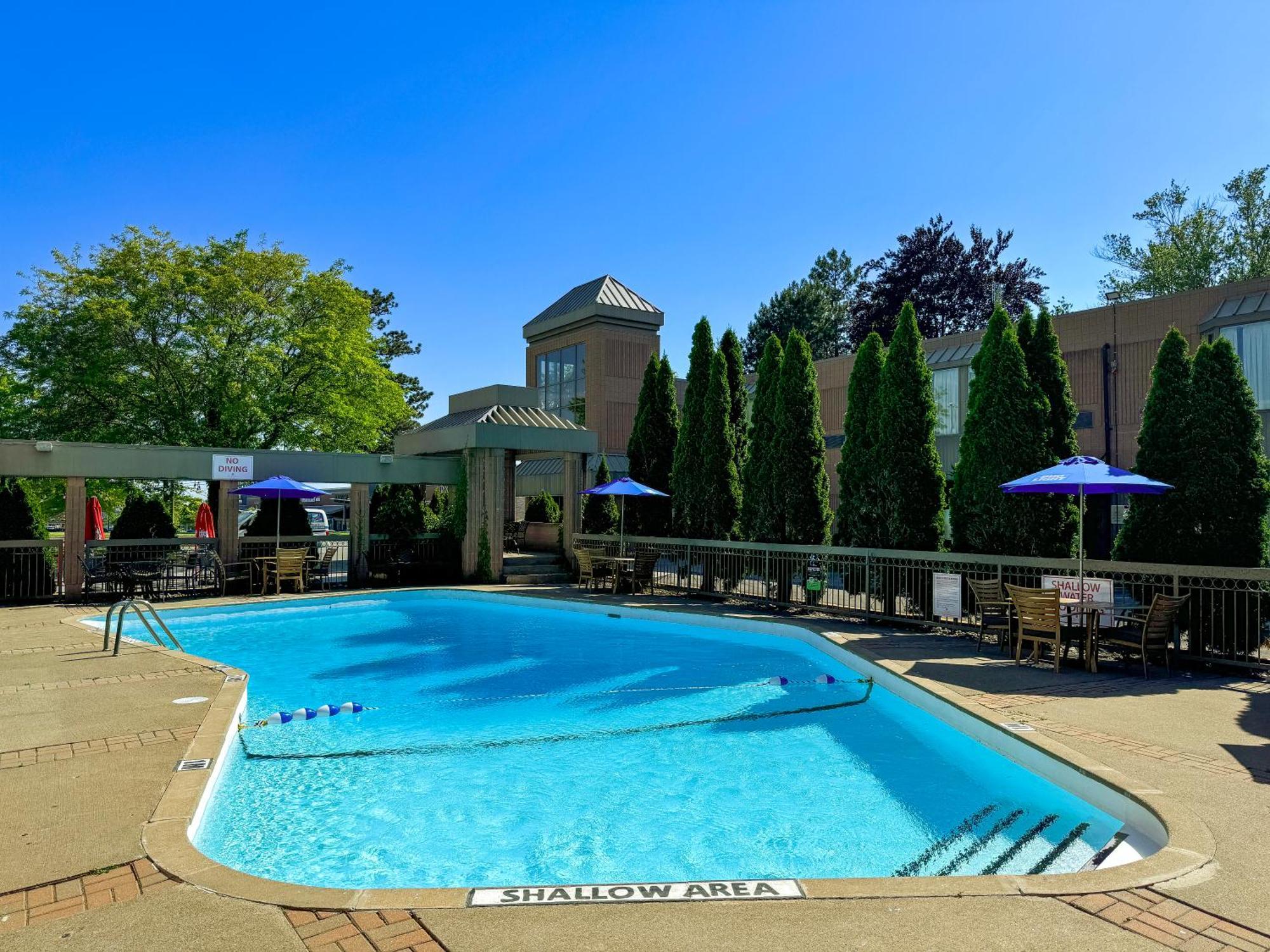 Ramada Plaza By Wyndham Niagara Falls Ngoại thất bức ảnh