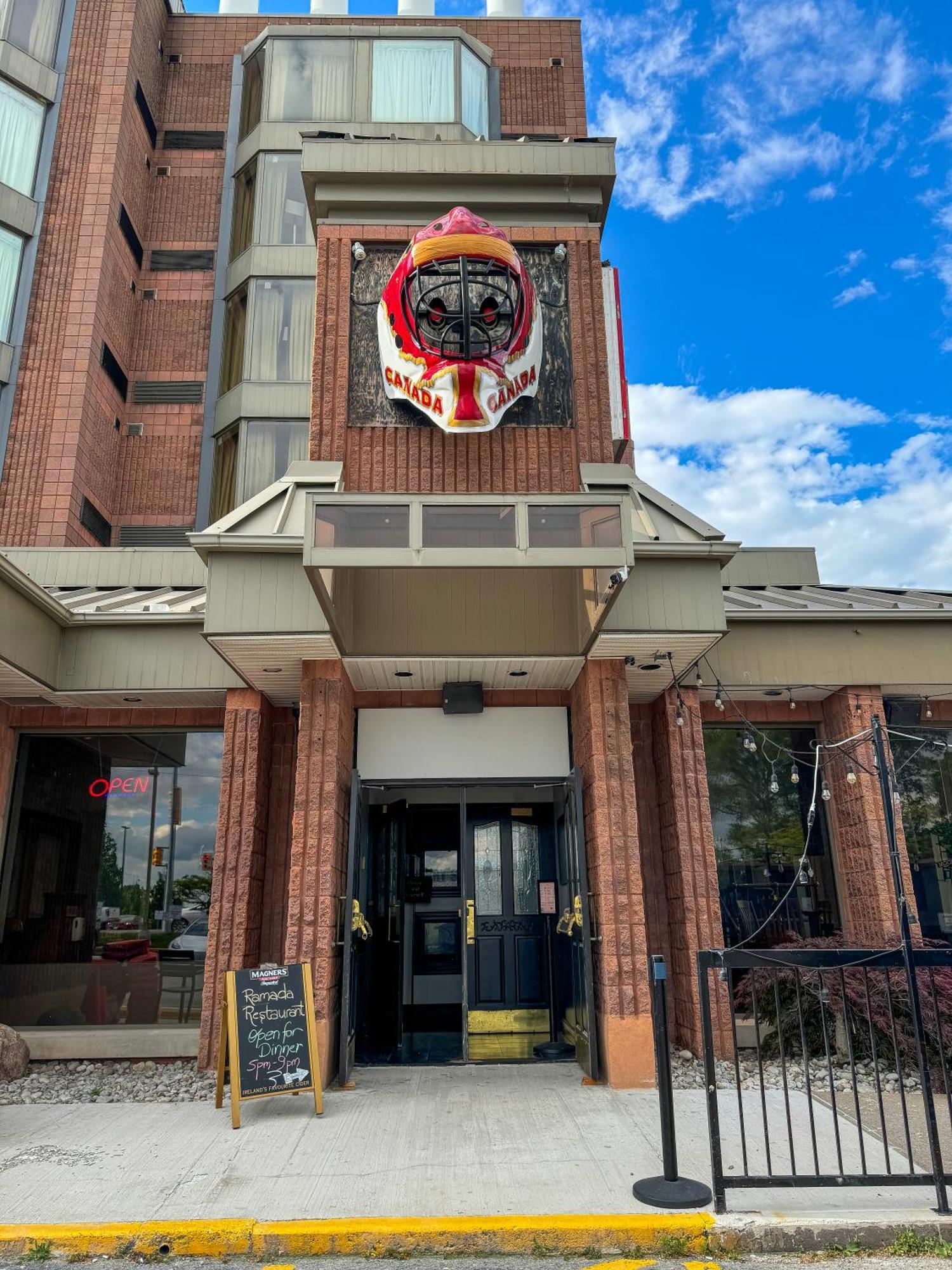 Ramada Plaza By Wyndham Niagara Falls Ngoại thất bức ảnh
